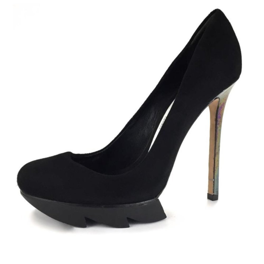 Camilla Skovgaard Black Suede Pumps